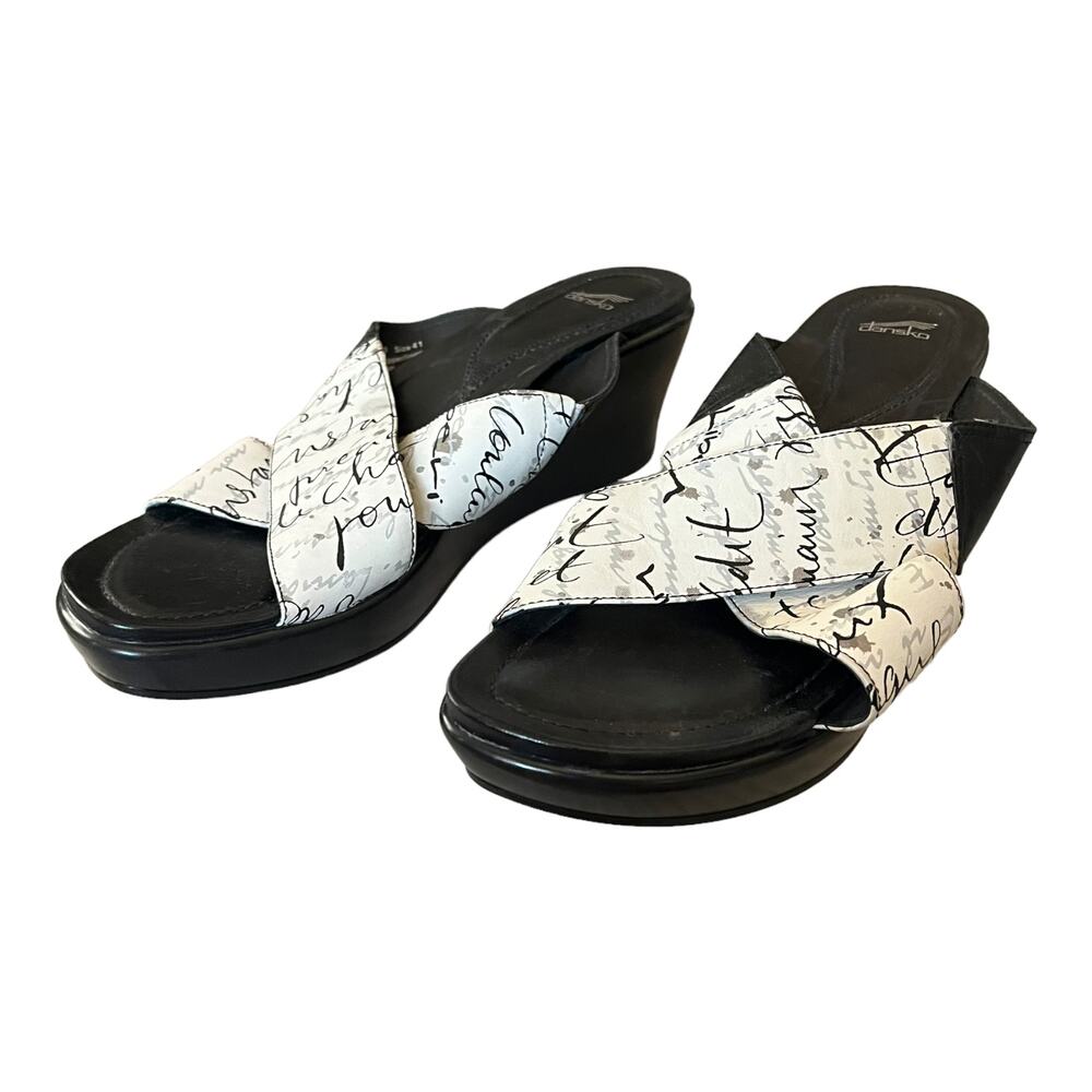 Dansko Ava French Script Wedge Sandals Black White Size 41